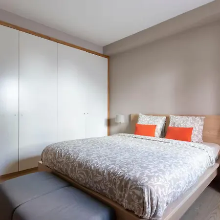 Tower Of Belem Premium A, B & C 아파트