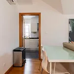 Apartment Tower Of Belem Premium A, B & C Lissabon